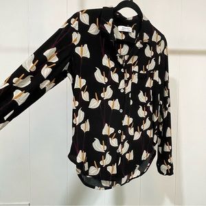 Anthurium Button Top